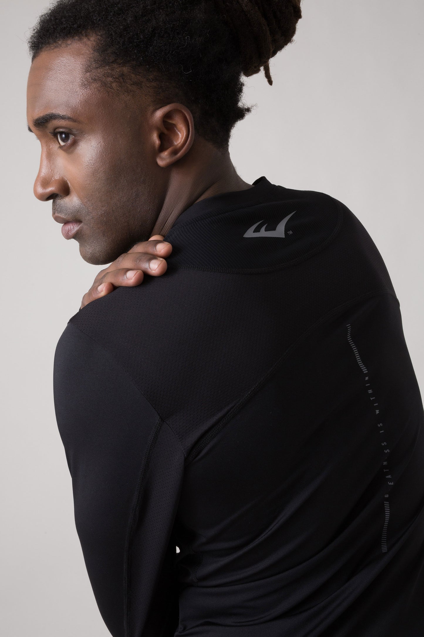 ICONIC LONG-SLEEVE TECHNICAL FABRIC TOP