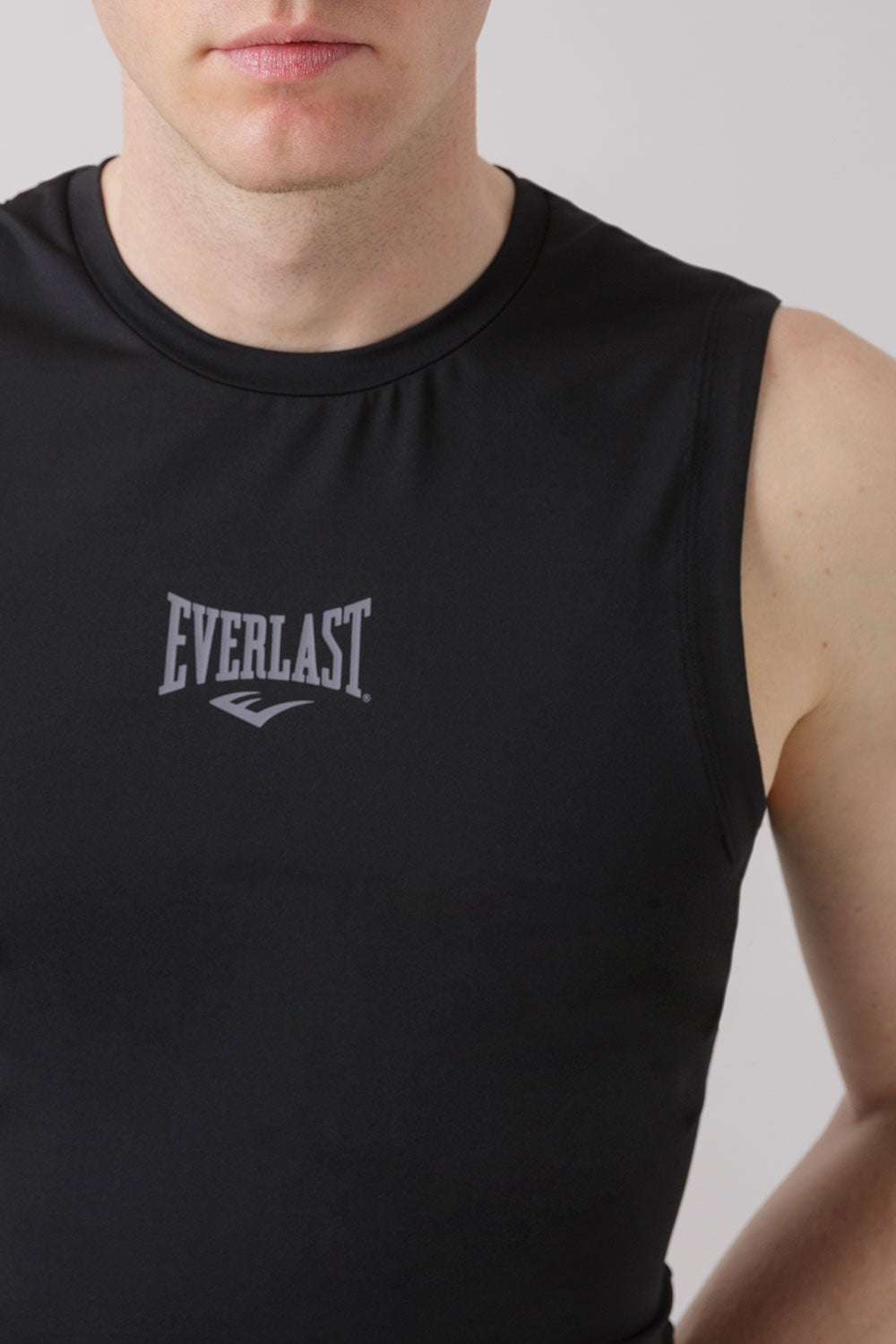 ACTIVE TANK TOP IN TECHNICAL JERSEY