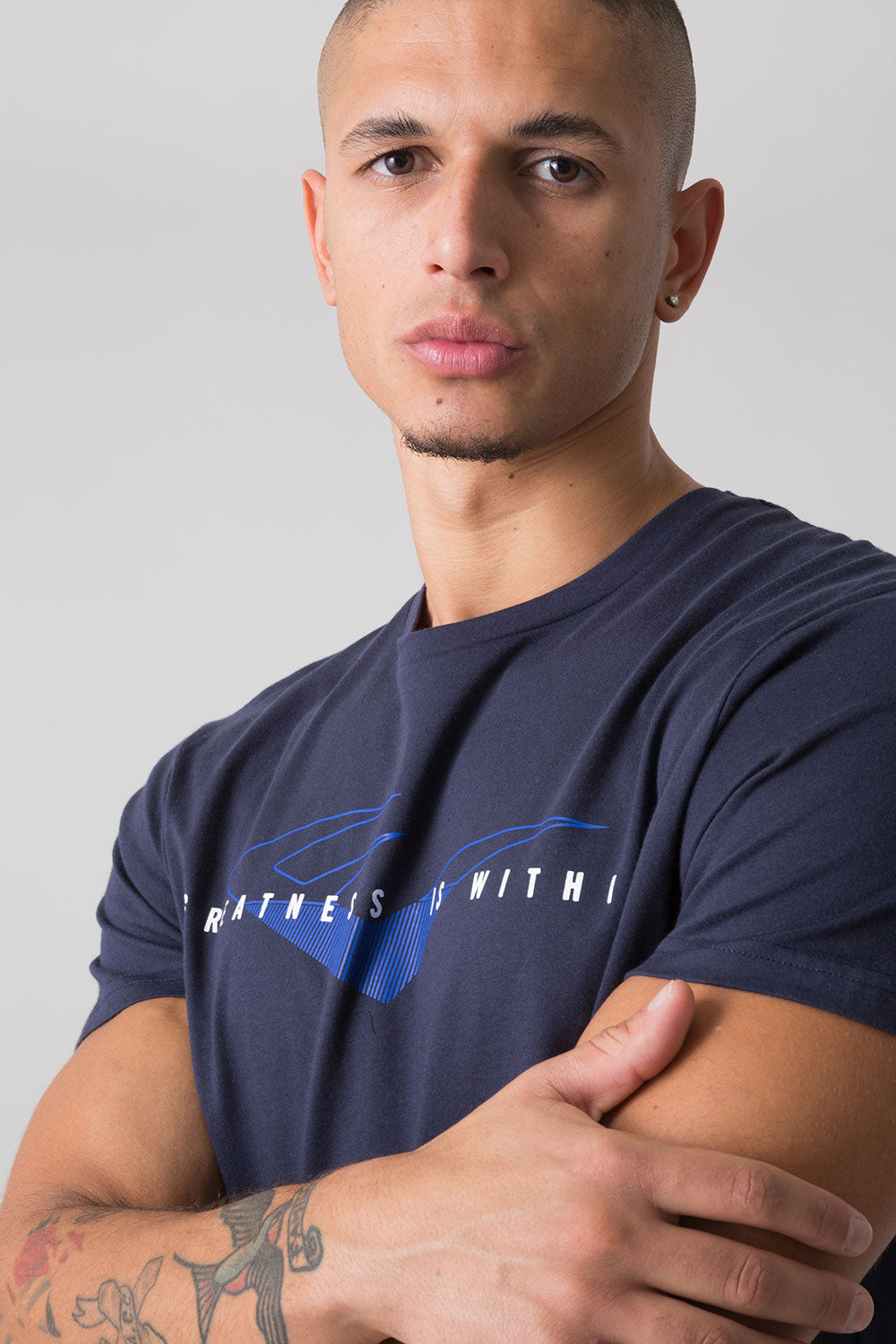 MOVE ON GRAPHIC T-SHIRT