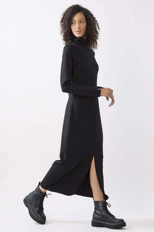 HIGH-NECK SPORT CHIC DRESS