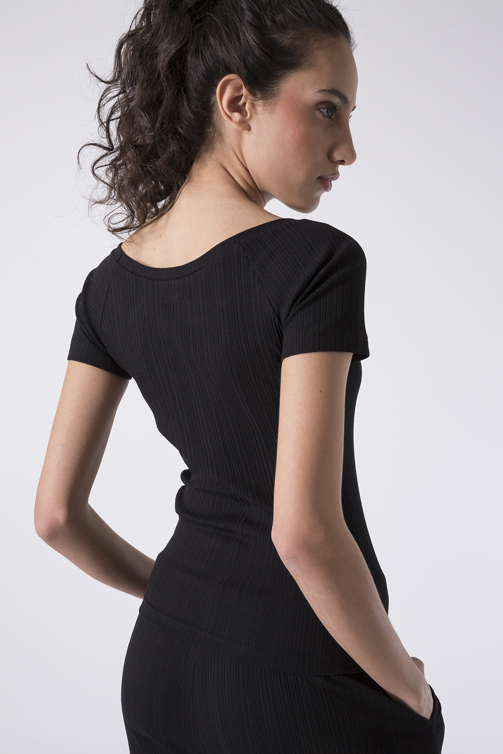 T-SHIRT SPORTY ELEGANCE IN COSTINA STRETCH