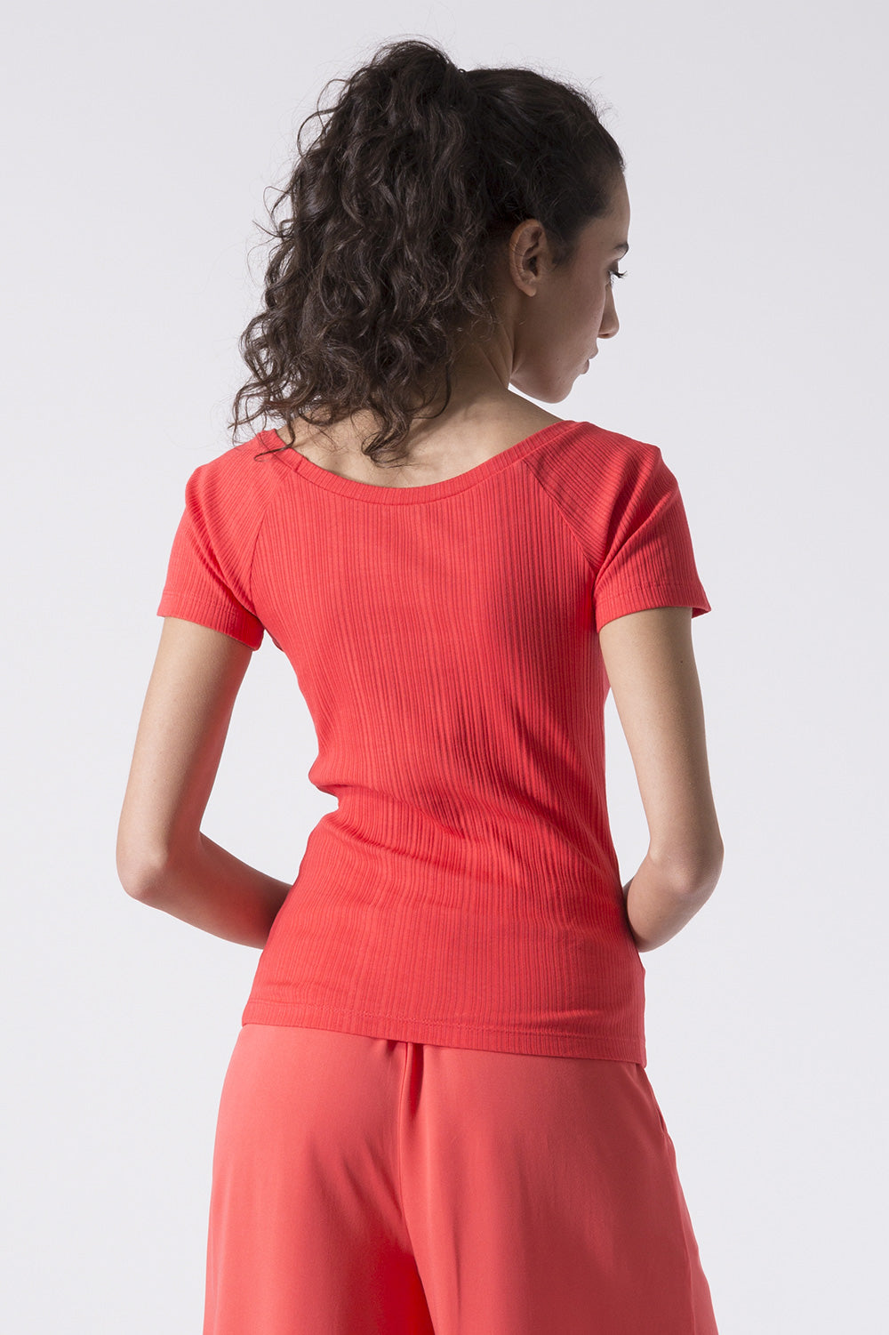 T-SHIRT SPORTY ELEGANCE IN COSTINA STRETCH