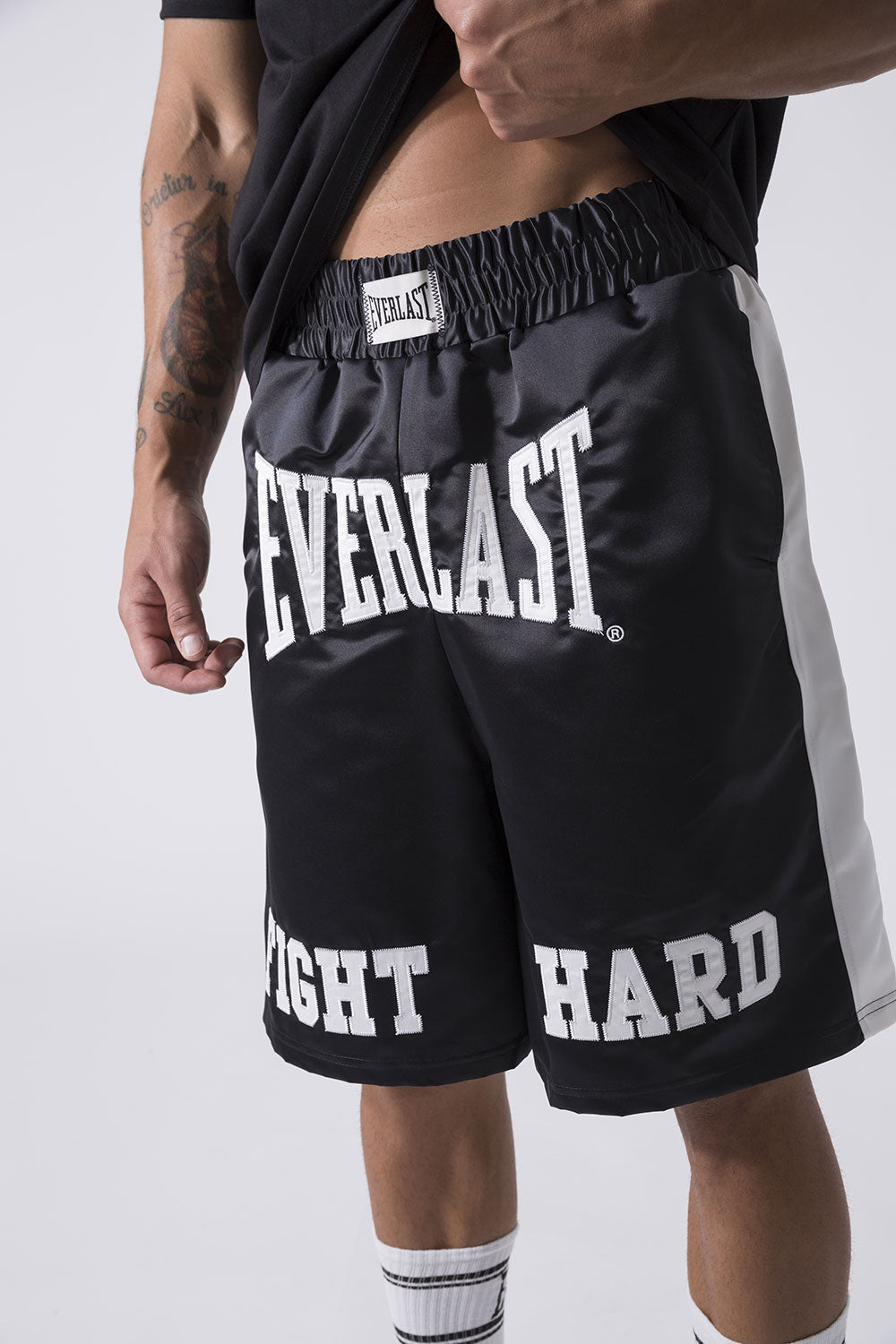 EXCLUSIVE SHORTS IN SATIN