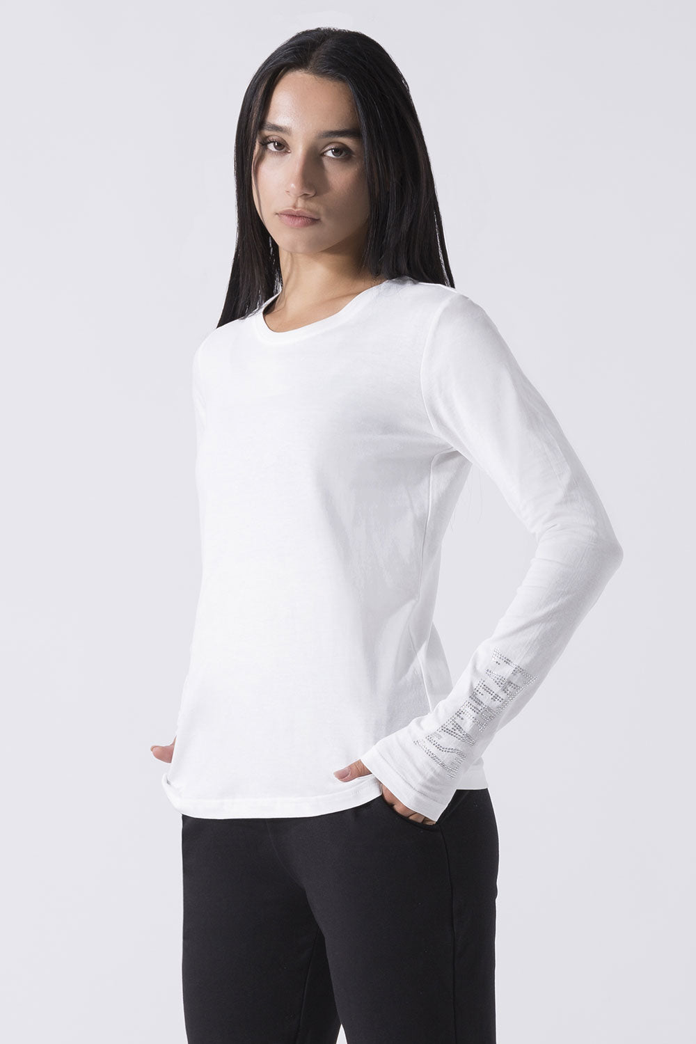 BASIC LONG-SLEEVED RHINESTONE TOP
