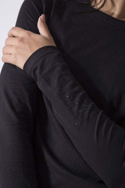 BASIC LONG-SLEEVED RHINESTONE TOP