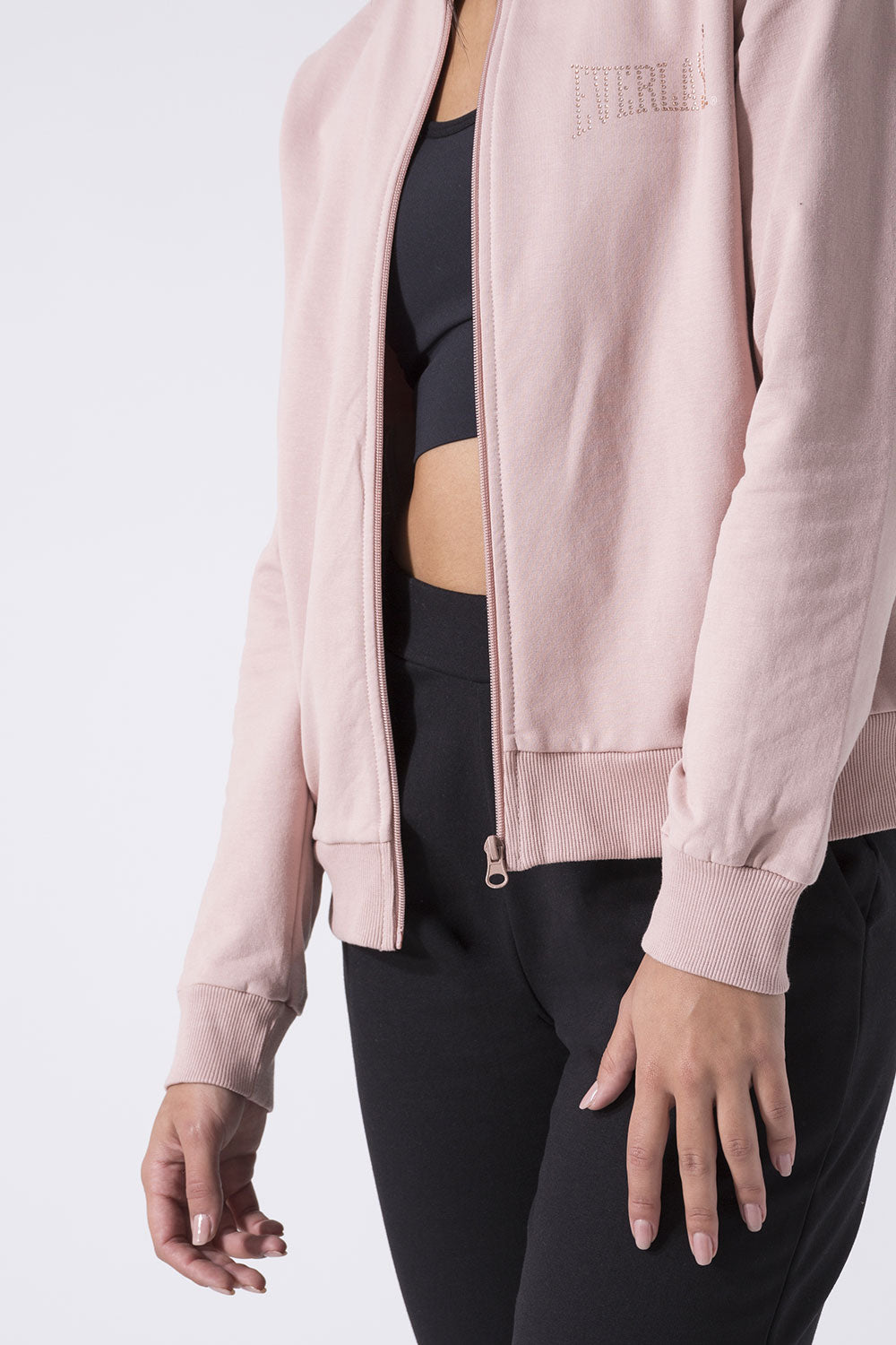 BASIC TRACKSUIT WITH HIGH-COLLAR SWEATSHIRT