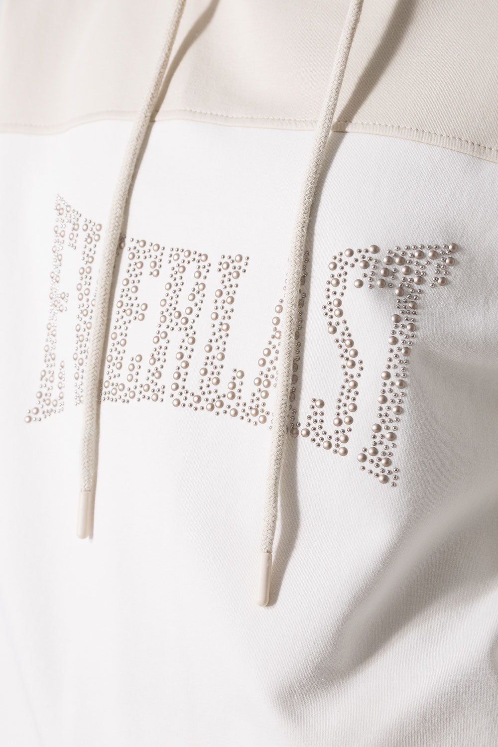LEISURE FELPA CON CAPPUCCIO BOXY FIT