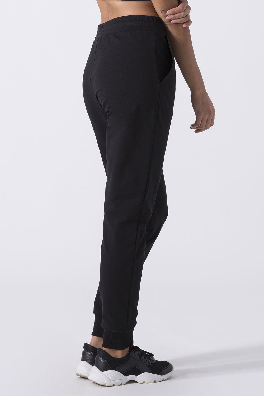LEISURE TROUSERS WITH CUFF