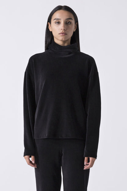 LEISURE MAGLIA CON COLLO A CRATERE