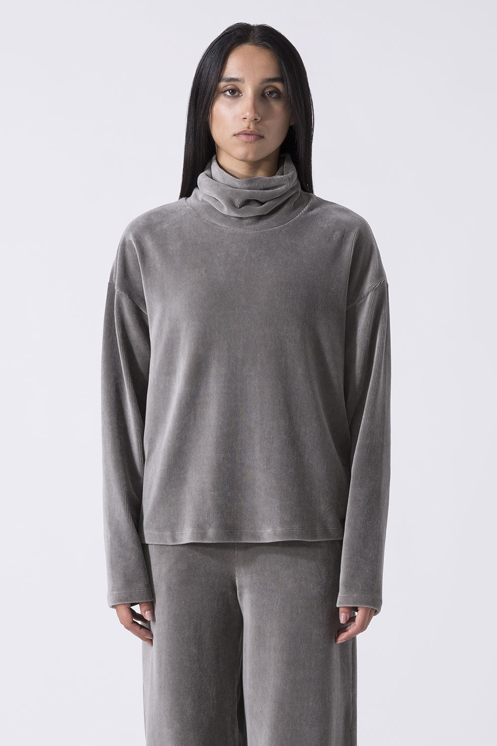 LEISURE MAGLIA CON COLLO A CRATERE