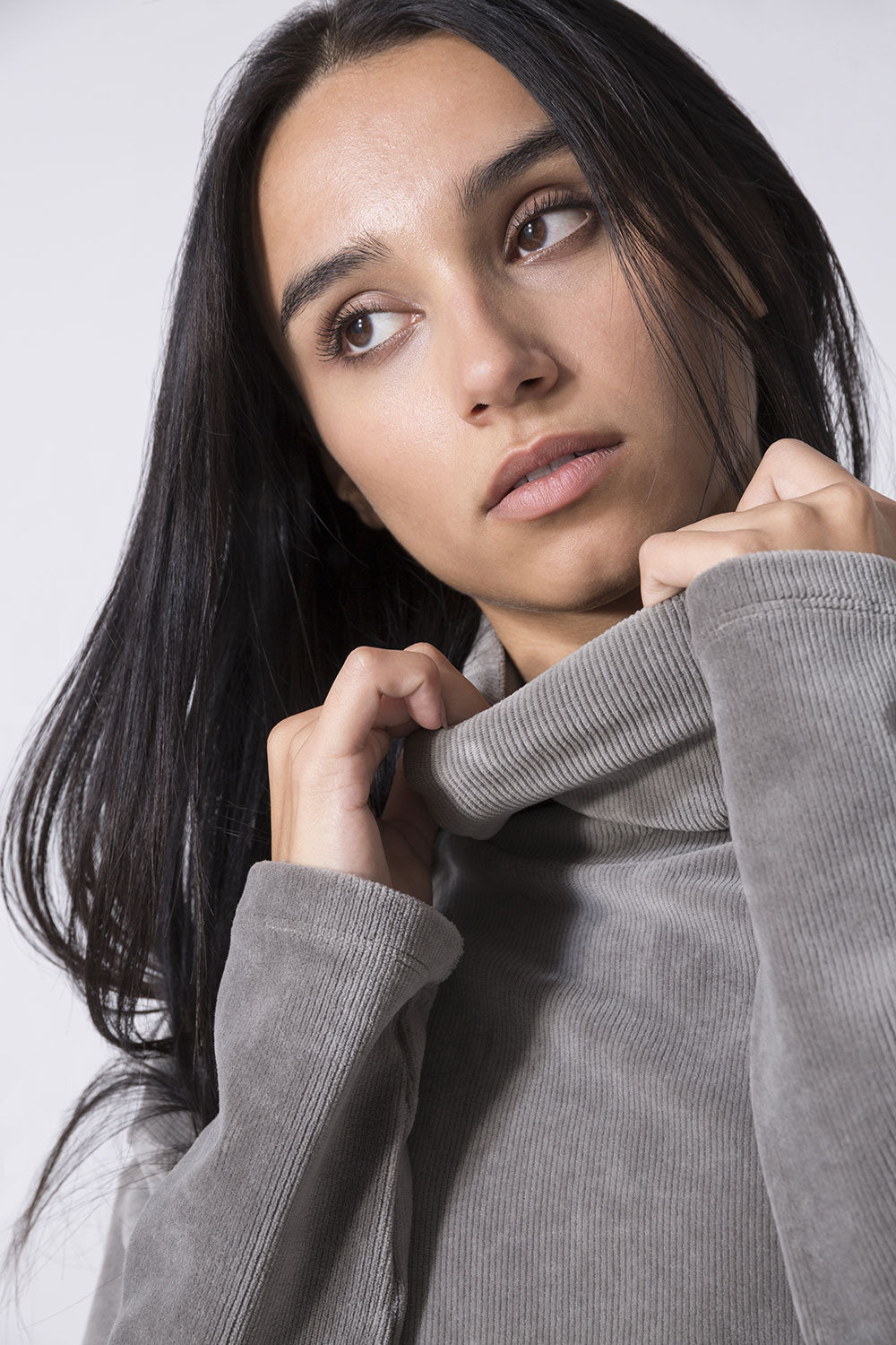 LEISURE MAGLIA CON COLLO A CRATERE