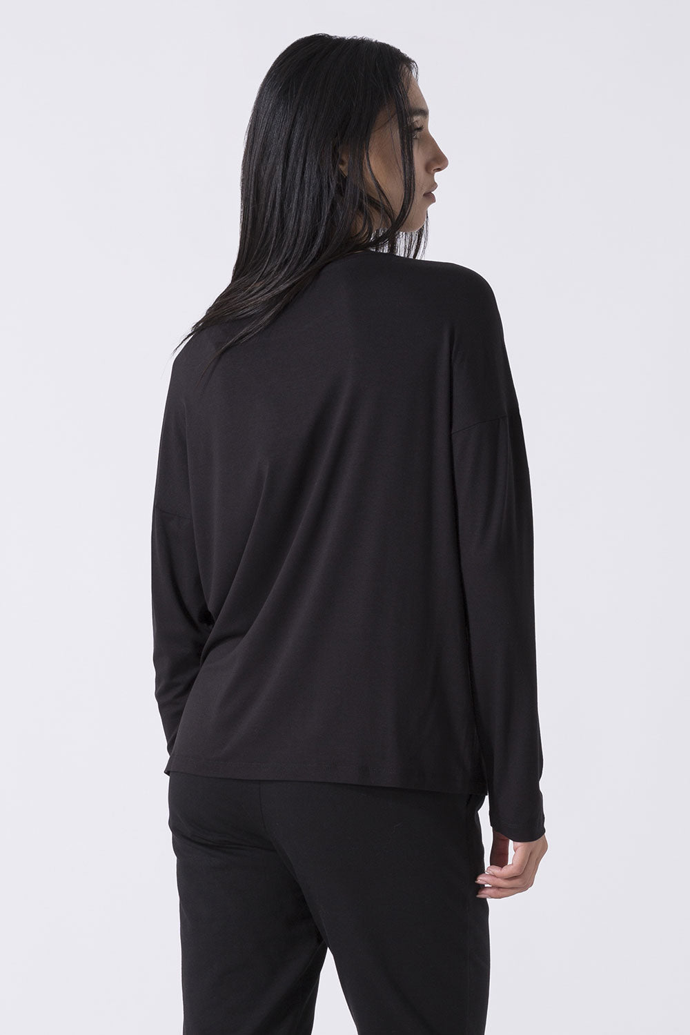 LEISURE MAGLIA A MANICHE LUNGHE CON LOGO