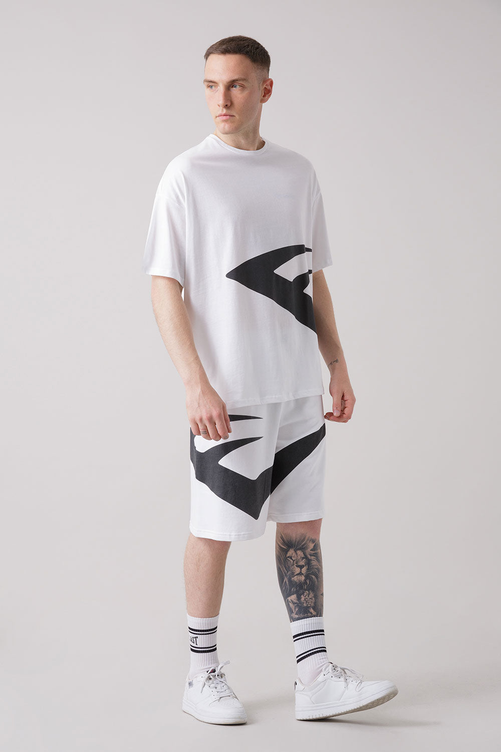 THE ICON T-SHIRT OVER FIT