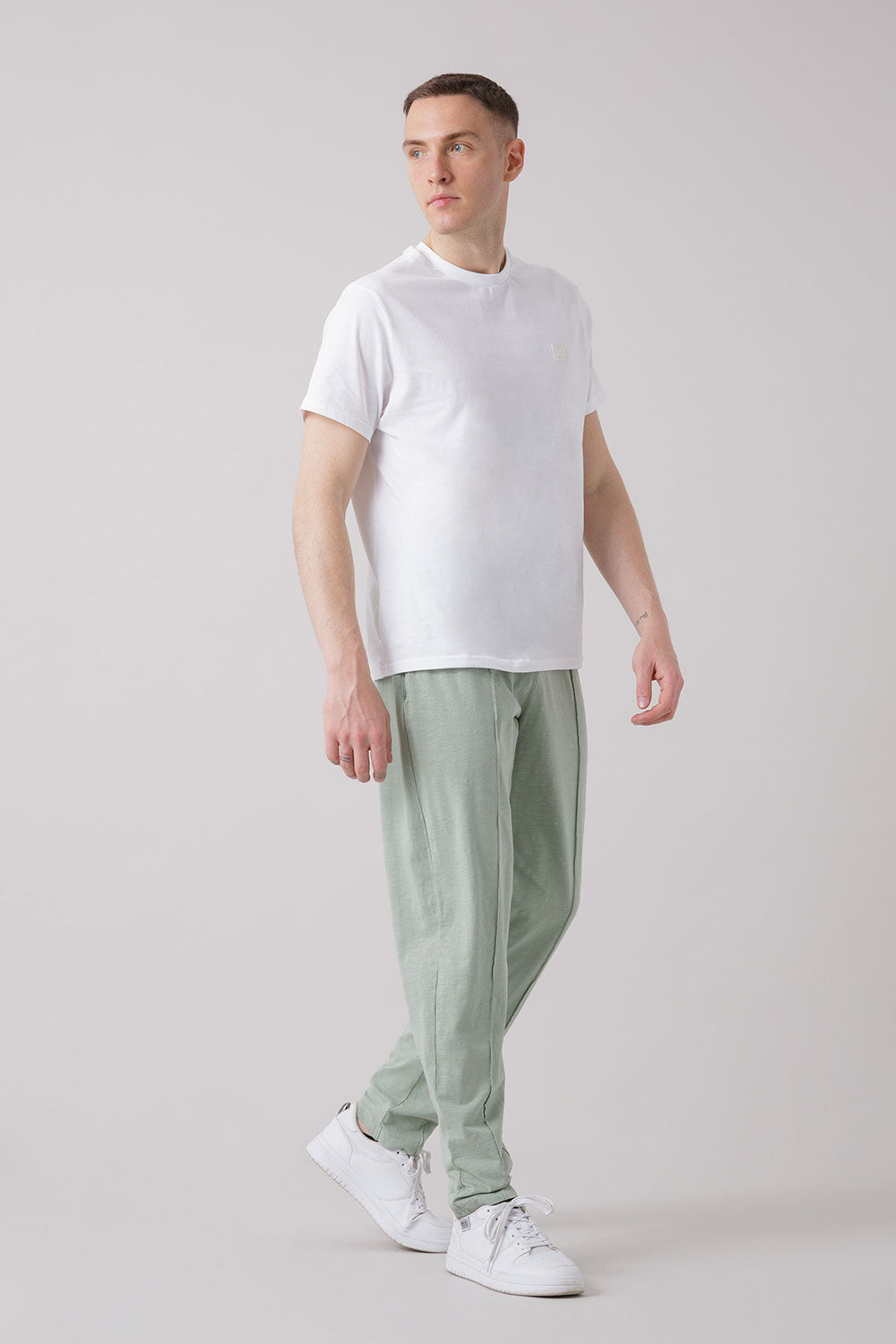 TREATMENT PANTALONE IN TESSUTO FIAMMATO