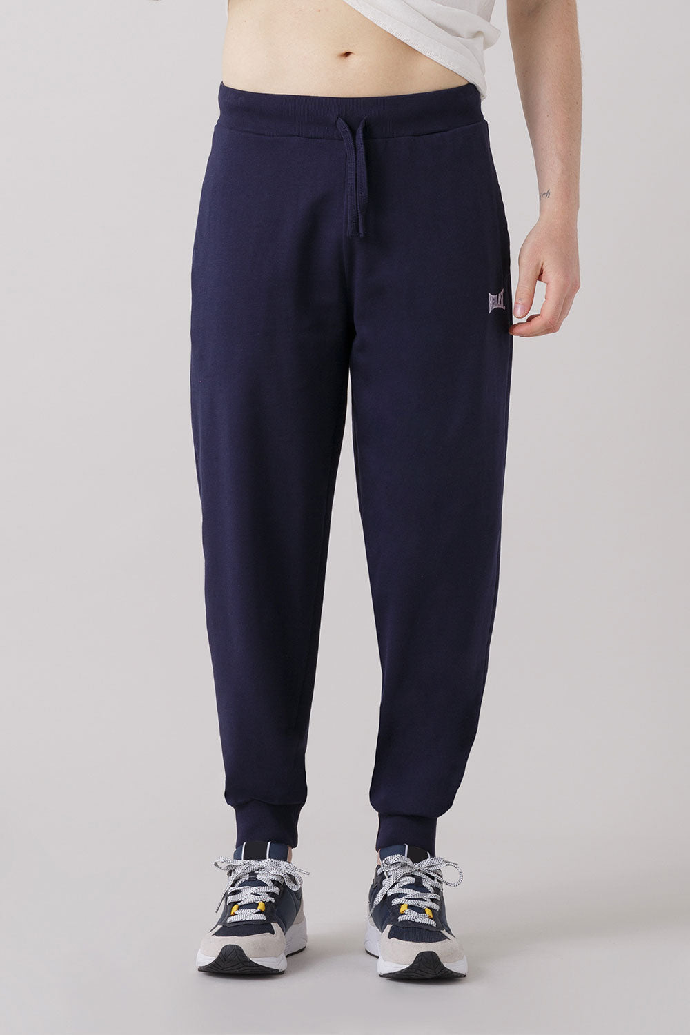 TREATMENT PANTALONE CON POLSINO AL FONDO