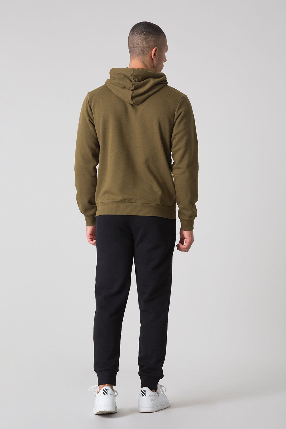 BASIC TUTA CON FELPA FULL ZIP CON CAPPUCCIO E PANTALONE CON POLSINO