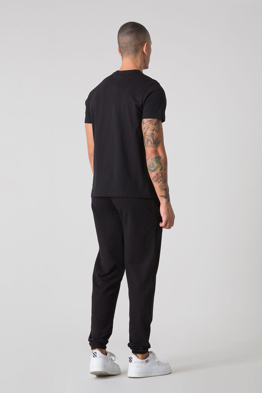 DARK ATTITUDE T-SHIRT CON LOGO