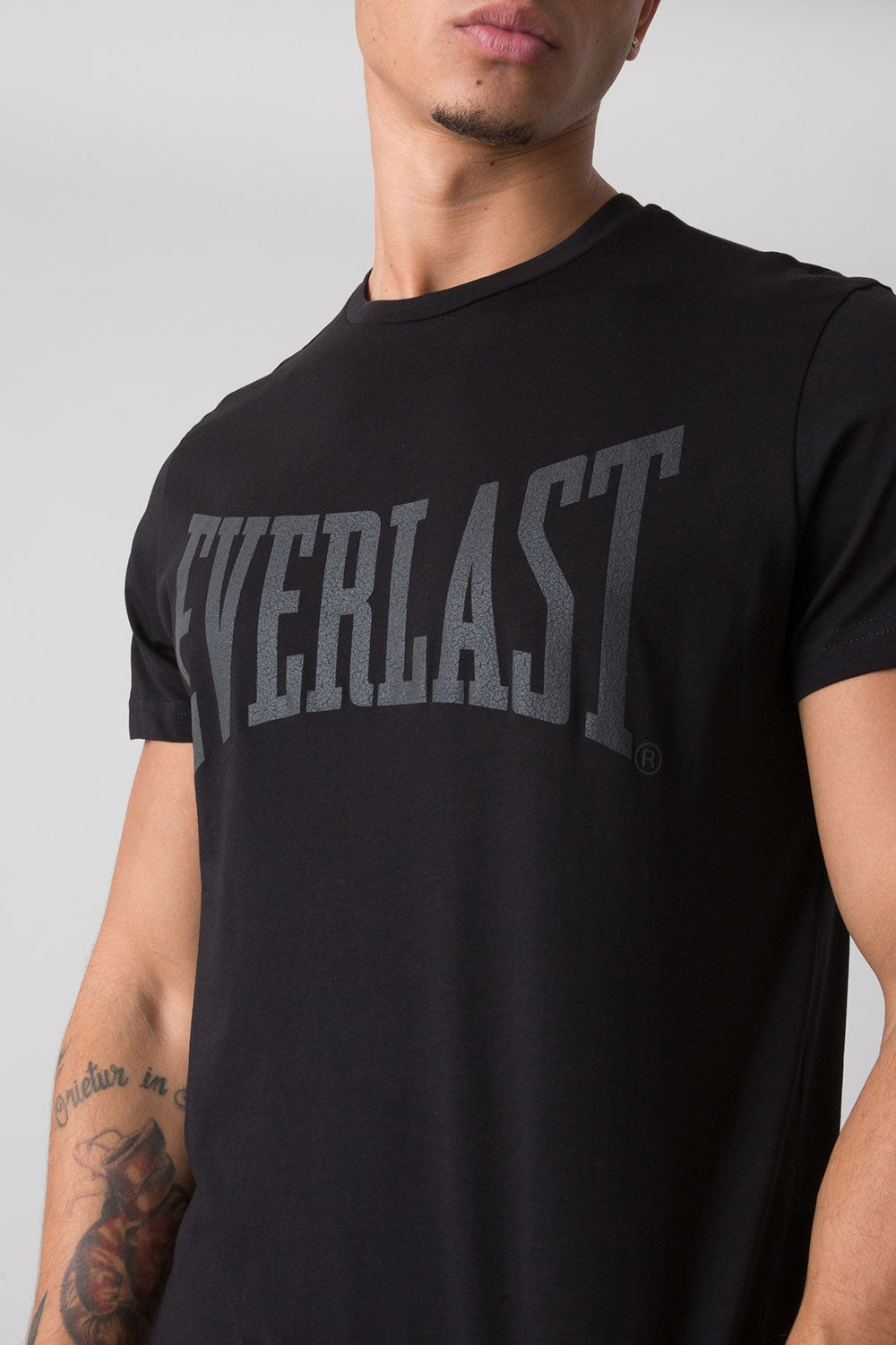 DARK ATTITUDE T-SHIRT CON LOGO