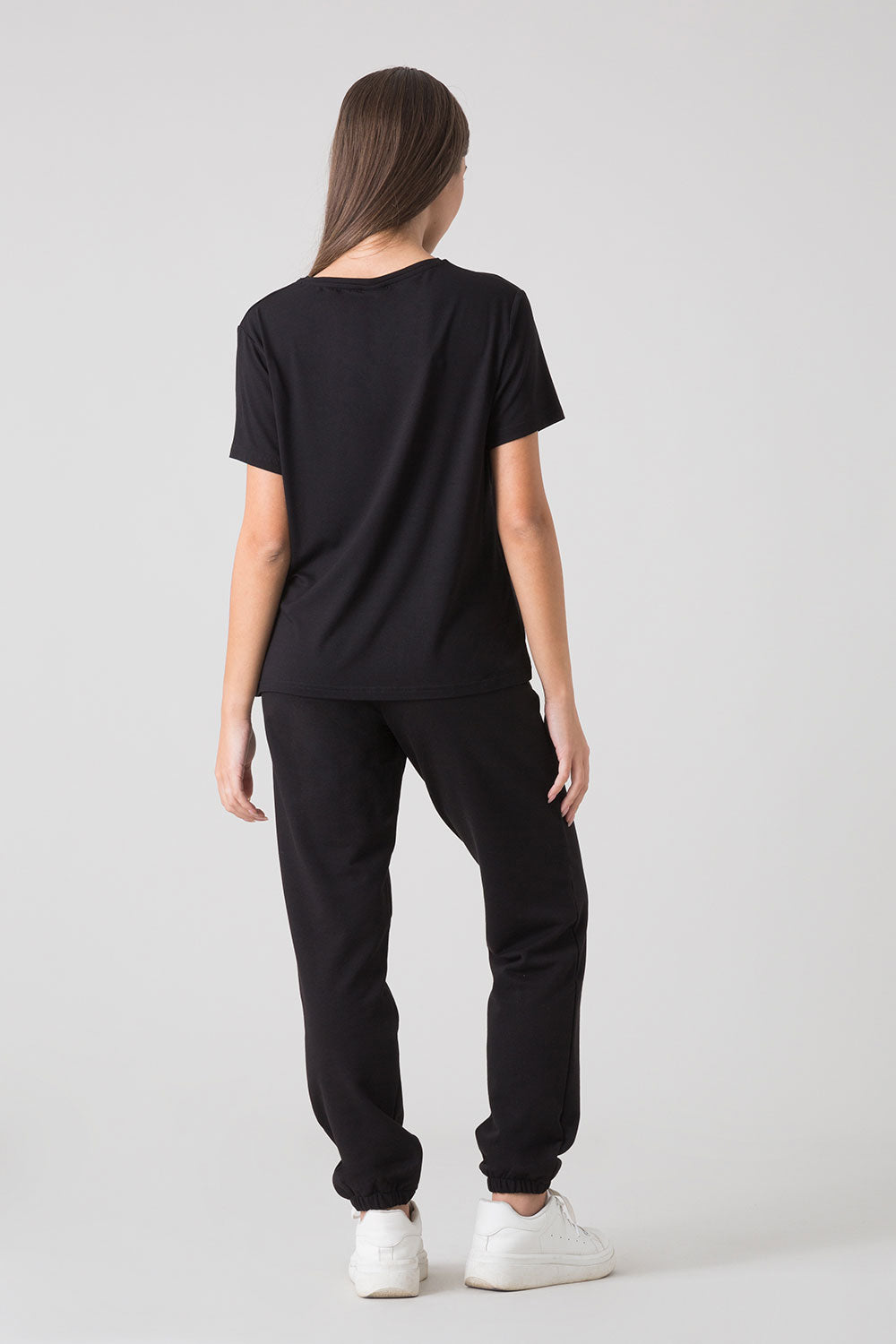 STAY WILD T-SHIRT CON LOGO