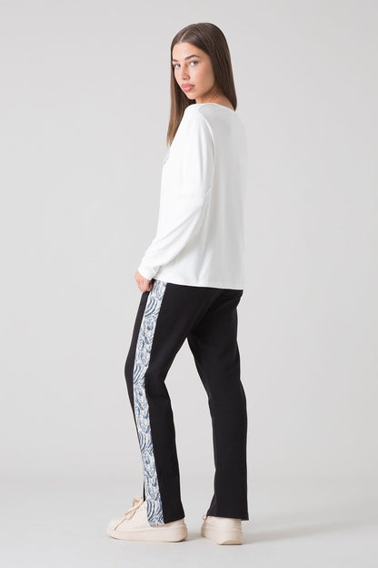 STAY WILD T-SHIRT A MANICHE LUNGHE CON GRAFICA