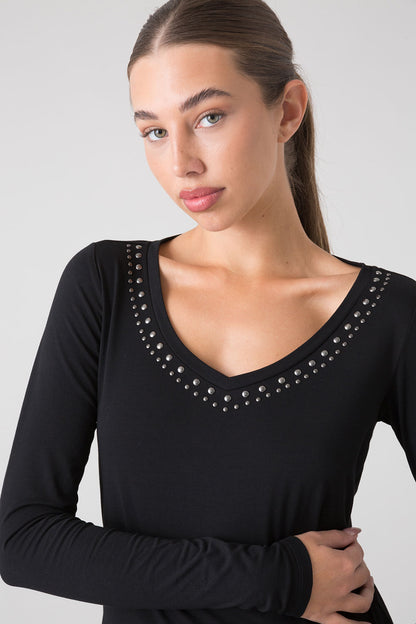 DARK ATTITUDE T-SHIRT V-NECK