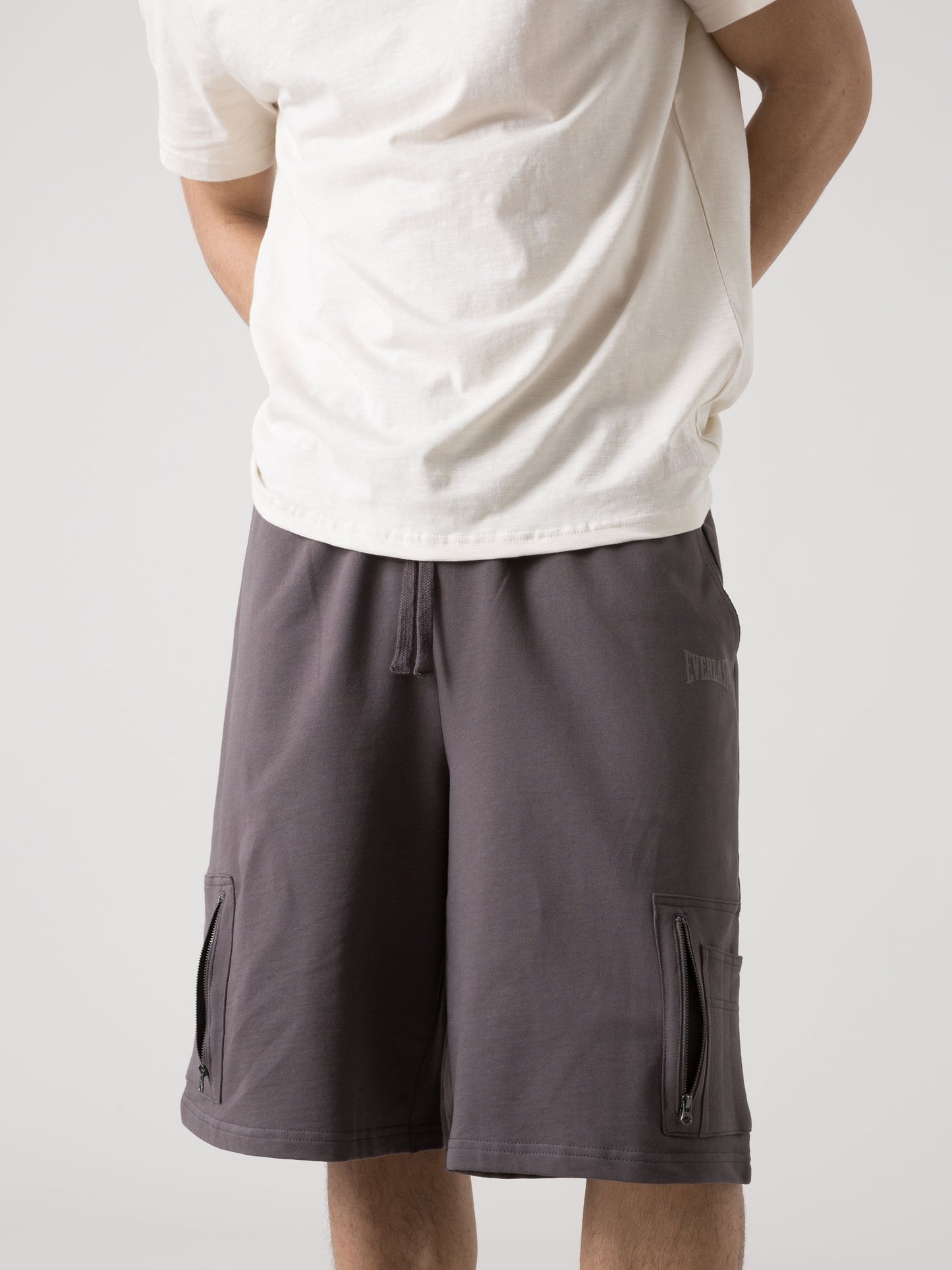 BERMUDA CARGO UOMO EVERLAST IN FELPA LEGGERA CON COULISSE E TASCHE ZIP