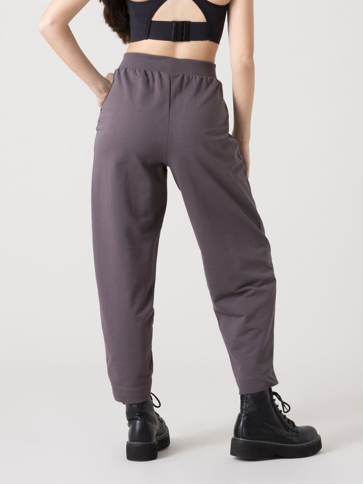 EVERLAST WOMEN'S BARREL SWEATPANTS UNBRUSHED WITH ELASTIC WAIST