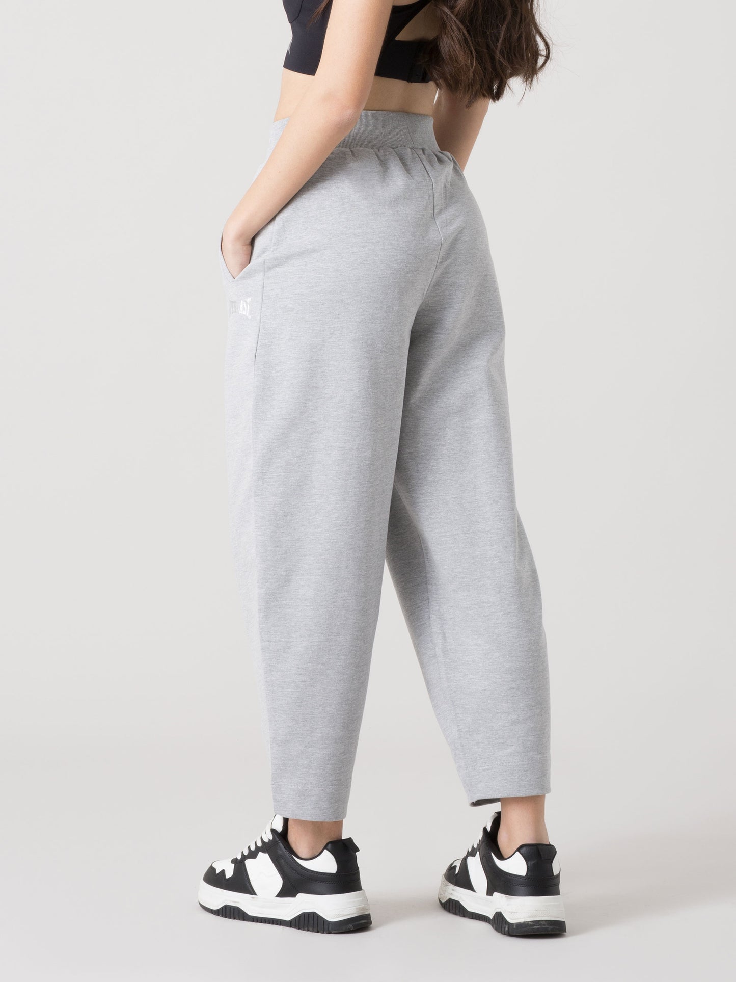 EVERLAST WOMEN'S BARREL SWEATPANTS UNBRUSHED WITH ELASTIC WAIST