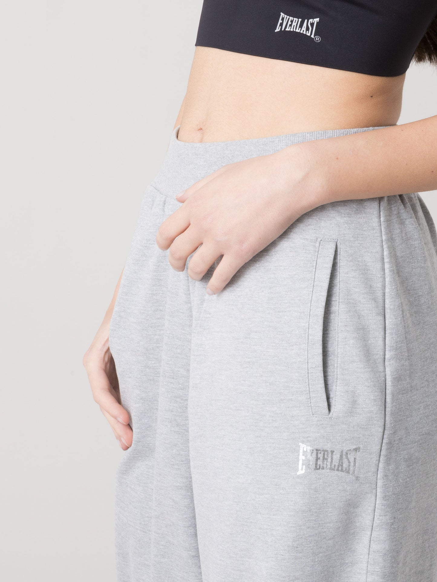 EVERLAST WOMEN'S BARREL SWEATPANTS UNBRUSHED WITH ELASTIC WAIST