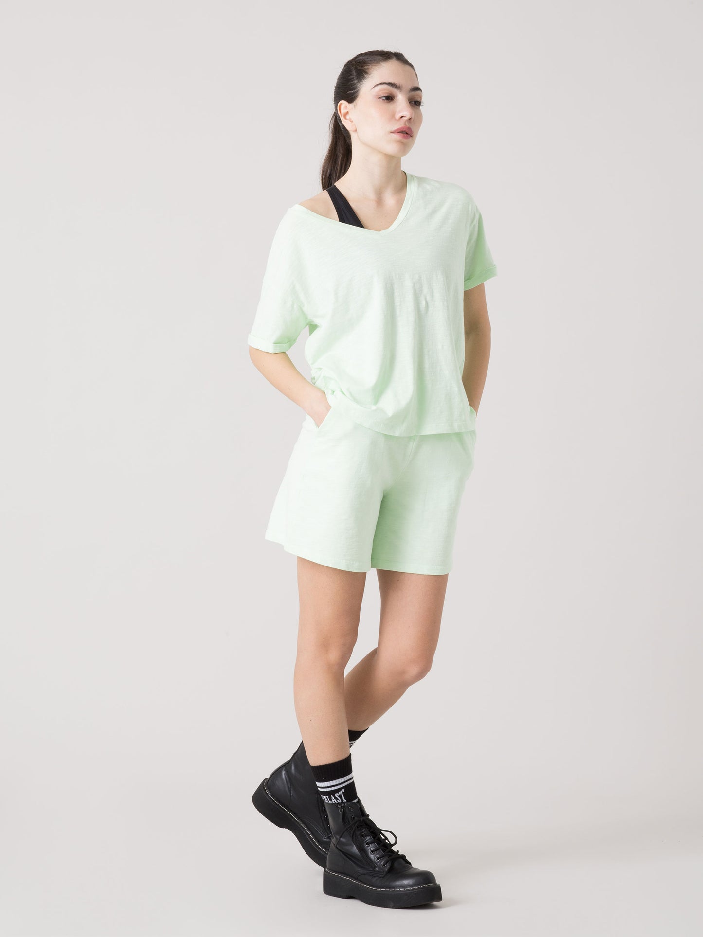 EVERLAST T-SHIRT DONNA IN LIGHT SLUB JERSEY CON SCOLLO A V PROFONDO