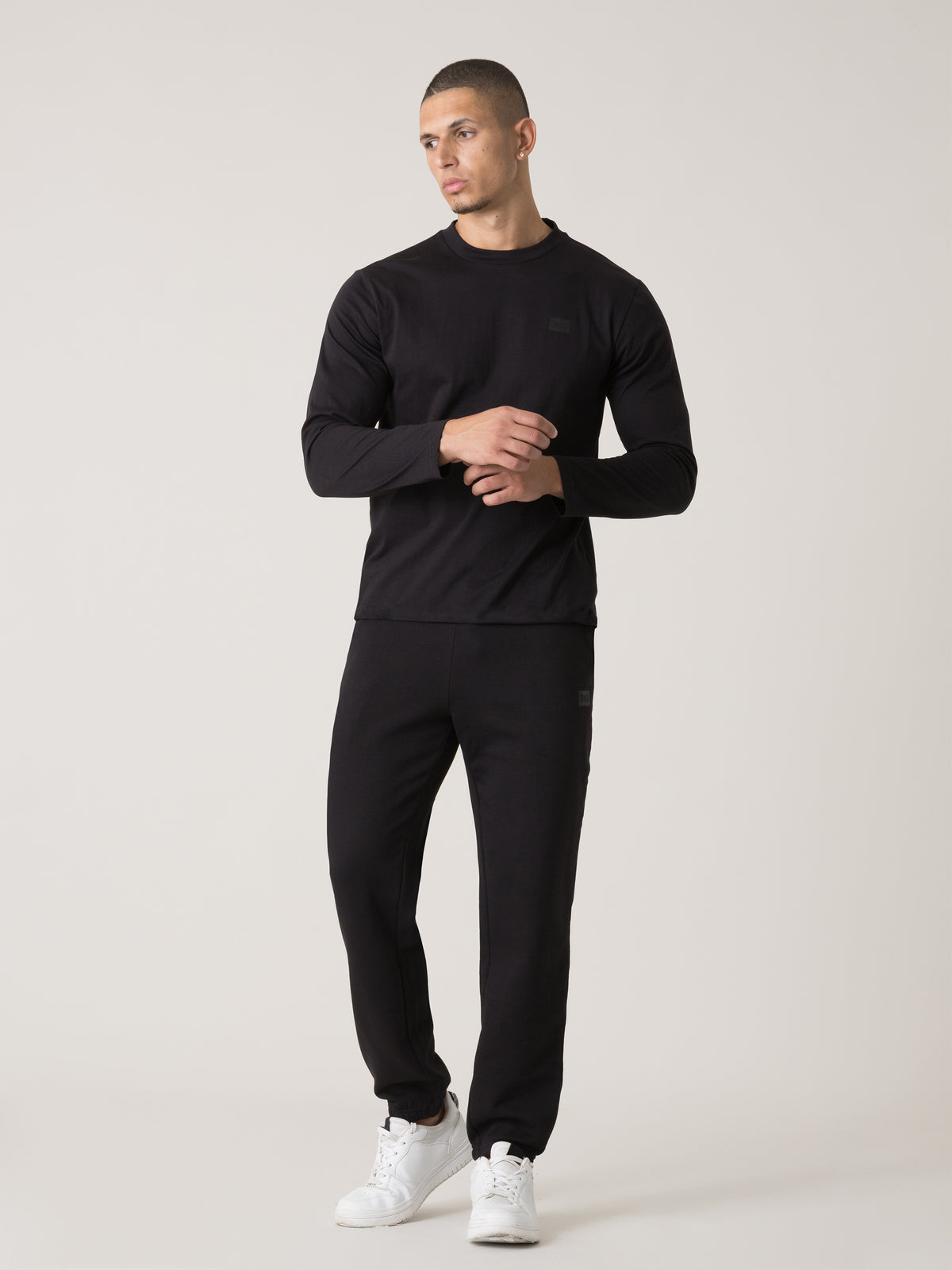 Item image: 41M191G34 Color: 2000