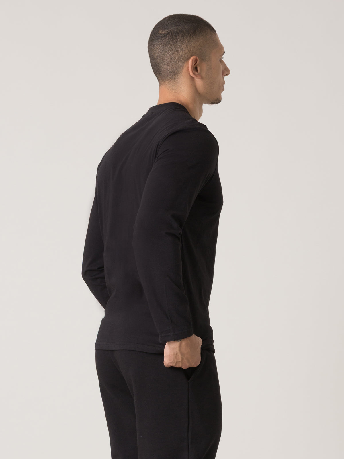 Item image: 41M191G34 Color: 2000