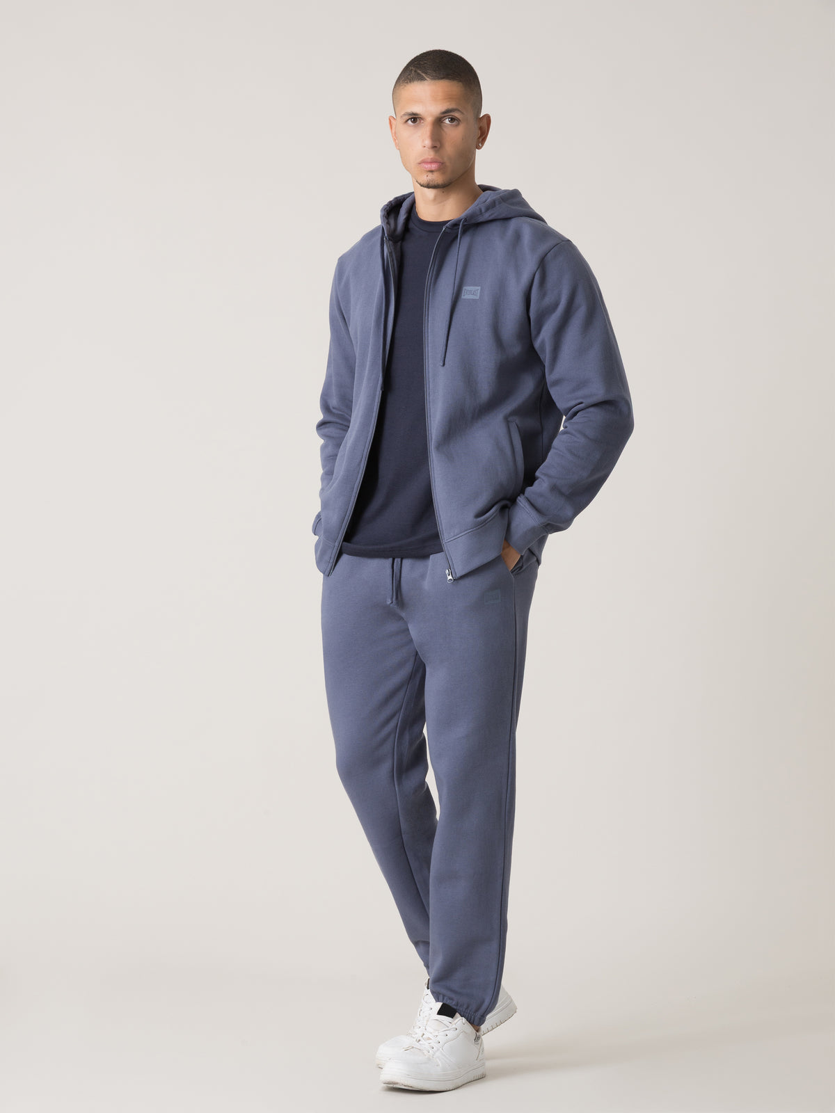Item image: 41M192F50P Color: 4Q00