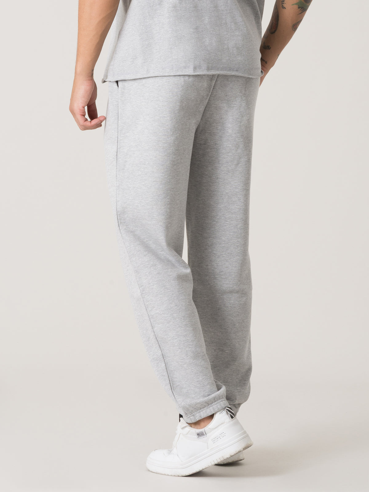 Item image: 41M212F89 Color: M000