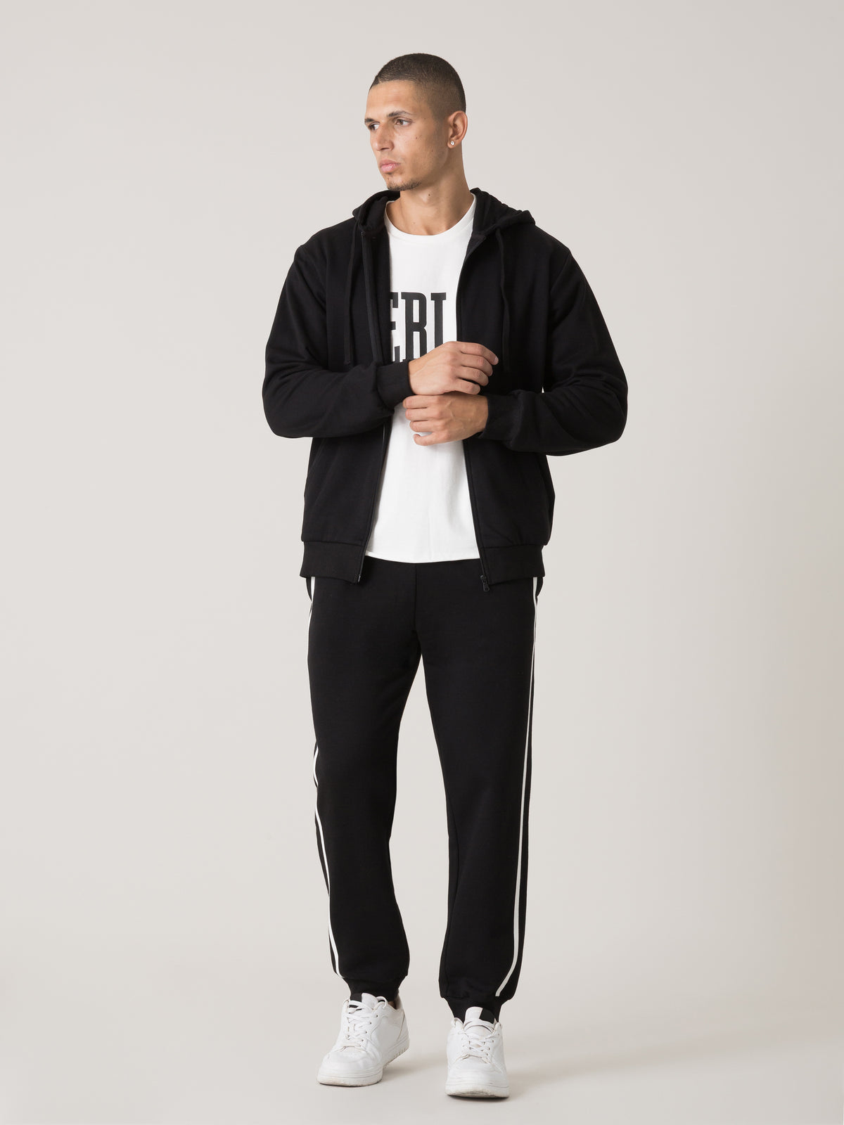 Item image: 41M214F89 Color: 2000