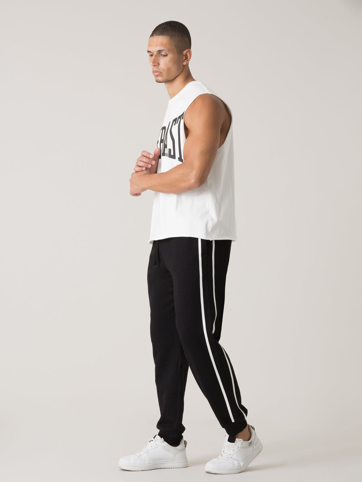 Item image: 41M215F89 Color: 2000