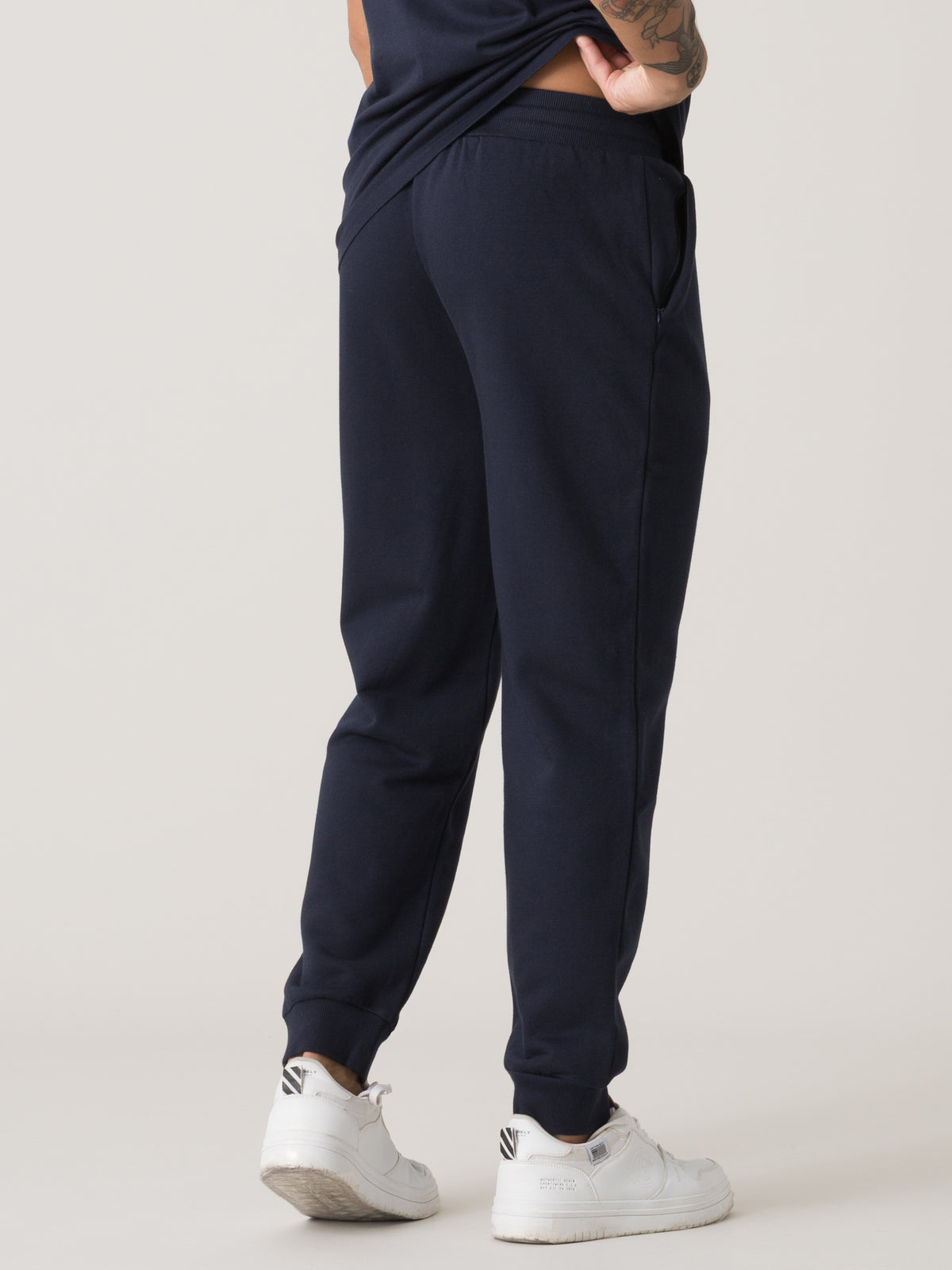 Item image: 41M225F89 Color: 4000