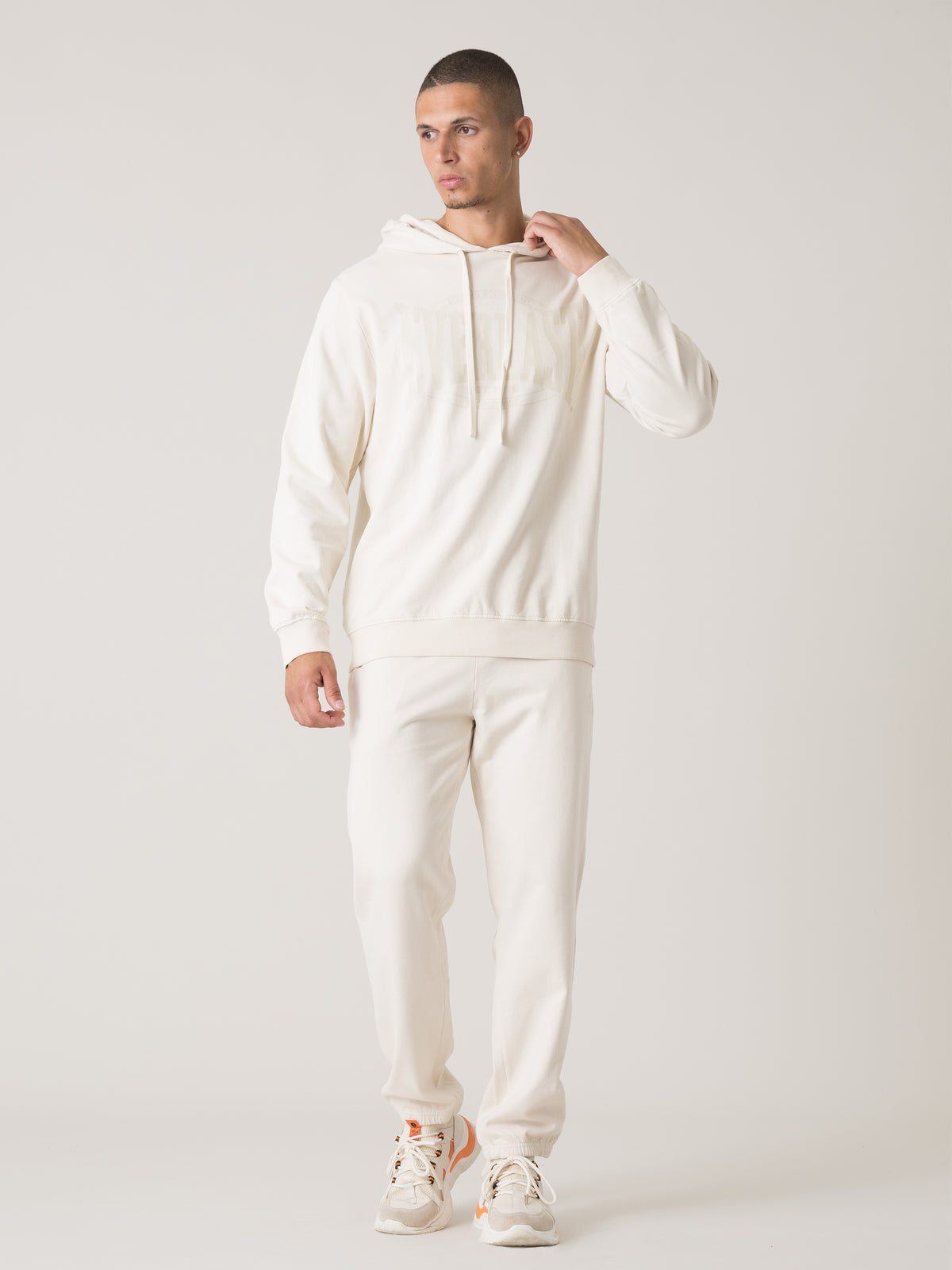 Item image: 41M241F27 Color: 1F00