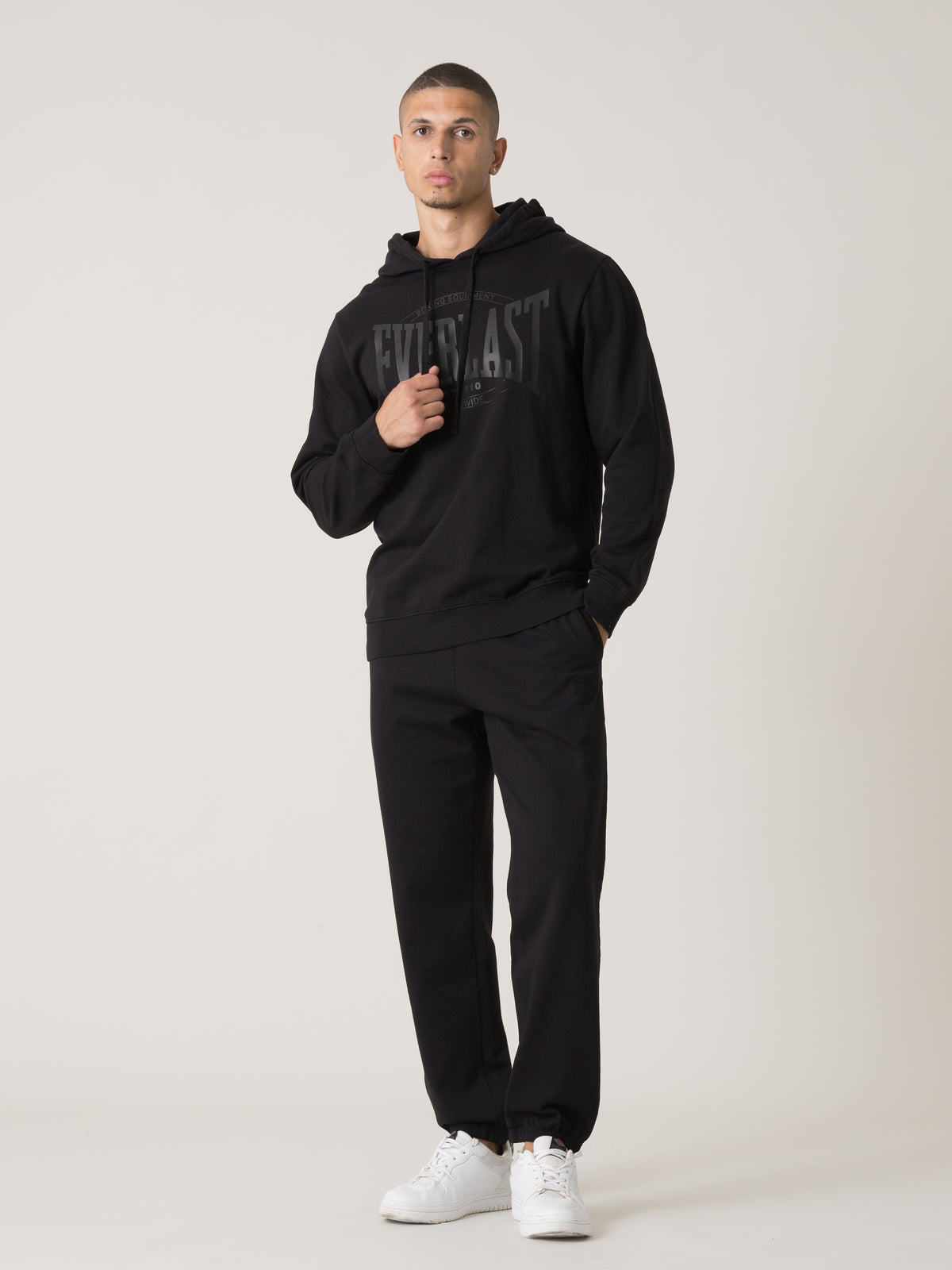 Item image: 41M241F27 Color: 2000