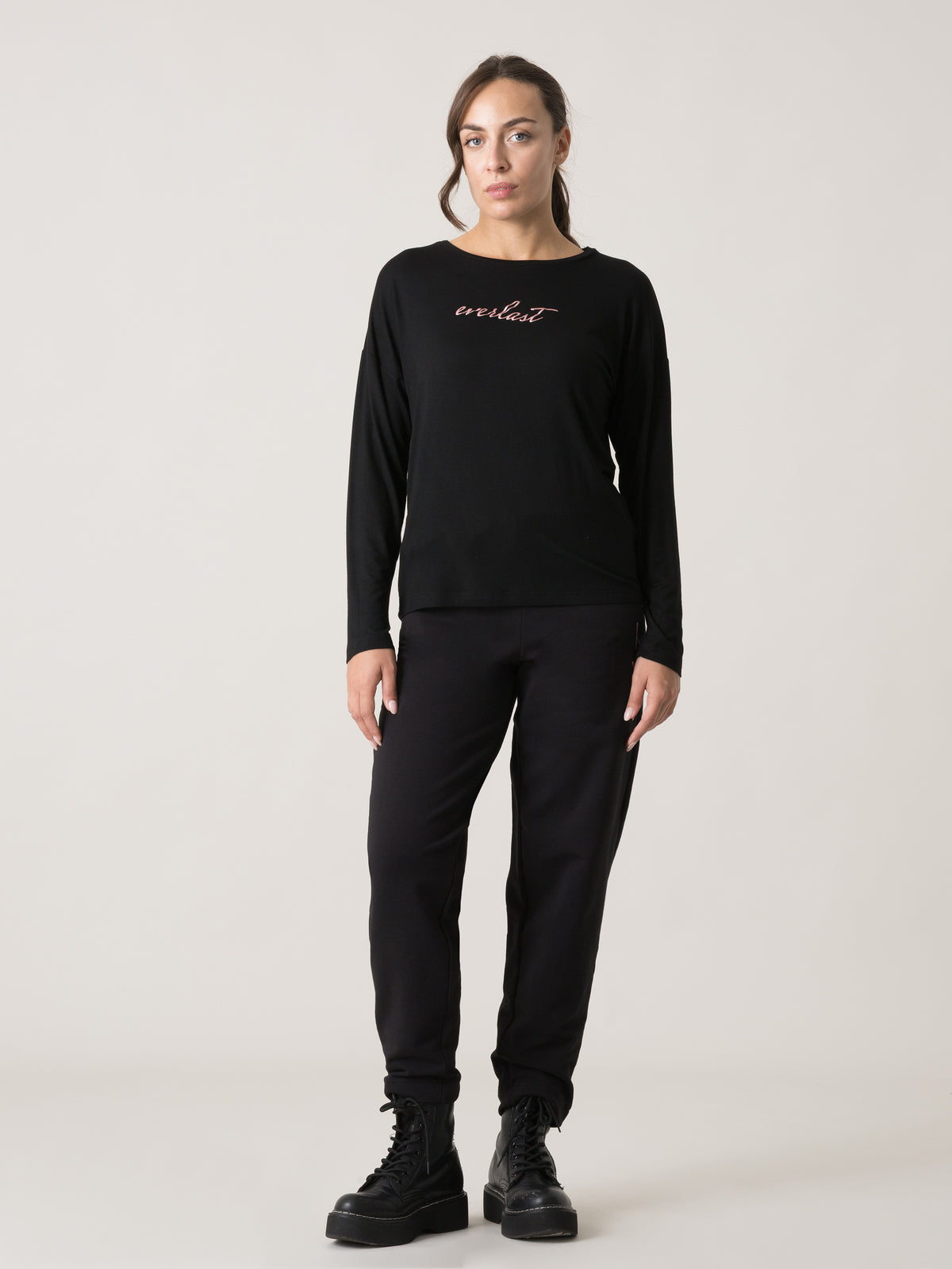 Item image: 41W541J15 Color: 2000