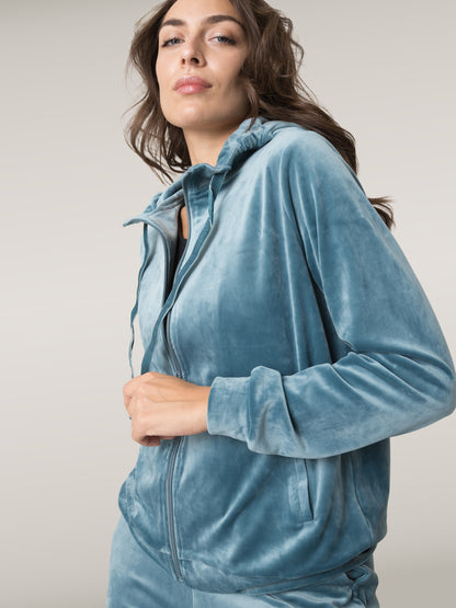 Item image: 41W566E82 Color: 9V00
